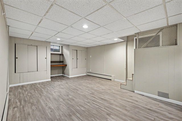913 S Main Street, Crown Point, IN 46307