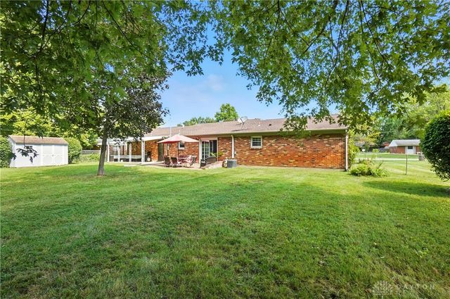 4475 Ardonna Lane, Beavercreek, OH 45432