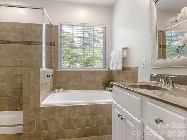 1717 Sutters Mill Way, Fort Mill, SC 29708