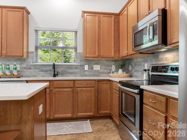 1717 Sutters Mill Way, Fort Mill, SC 29708