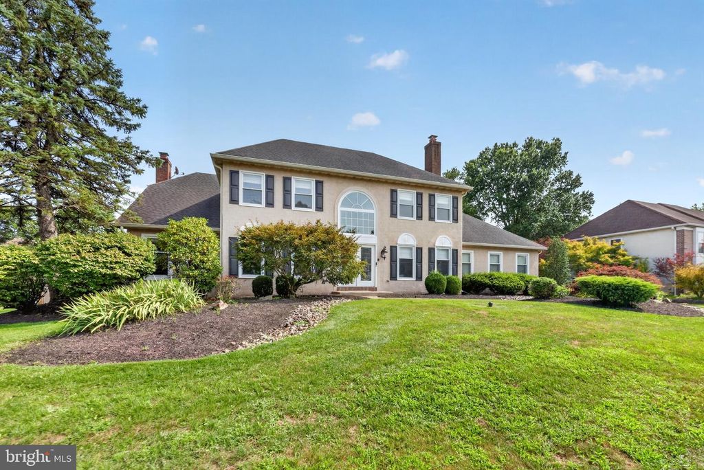 536 WINCHESTER DR, YARDLEY, PA 19067 — photo 2