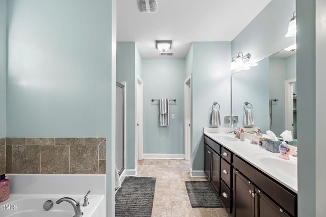 42 Saltwater Cove, Clayton, NC 27520