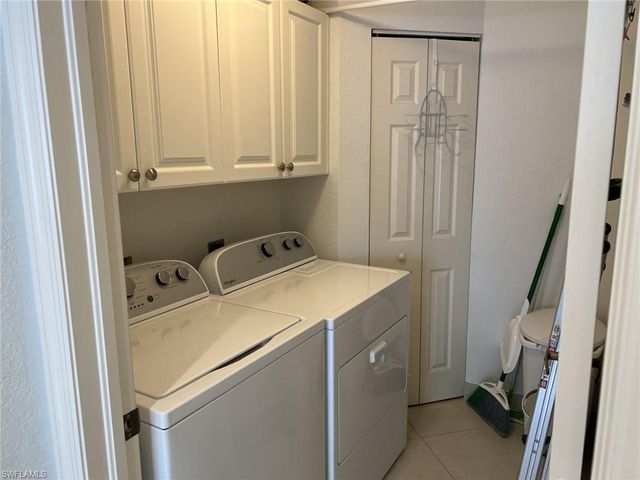 1240 Sarah Jean CIR M102, Naples, FL 34110