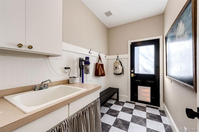 6163 S Ouray Way, Aurora, CO 80016