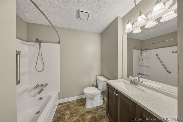 1324 Sportsman Drive, Jeffersonville, IN 47130