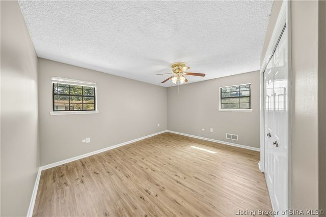 1324 Sportsman Drive, Jeffersonville, IN 47130
