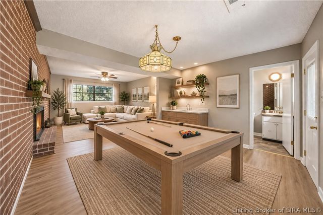 1324 Sportsman Drive, Jeffersonville, IN 47130