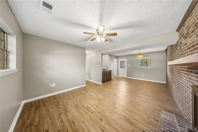1324 Sportsman Drive, Jeffersonville, IN 47130