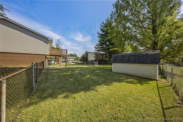 1324 Sportsman Drive, Jeffersonville, IN 47130
