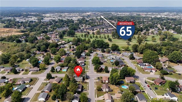 1324 Sportsman Drive, Jeffersonville, IN 47130