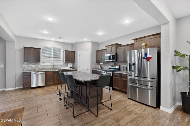 10625 HIDDEN LINK Place, El Paso, TX 79924