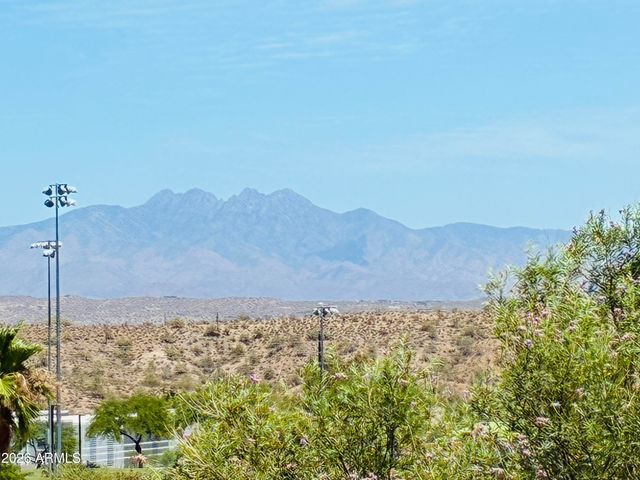 11682 N SAGUARO Boulevard E, Fountain Hills, AZ 85268
