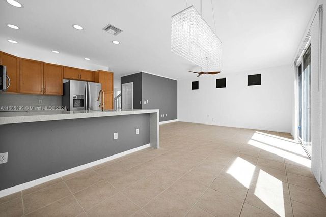 4705 SW 164th Ave, Miramar, FL 33027