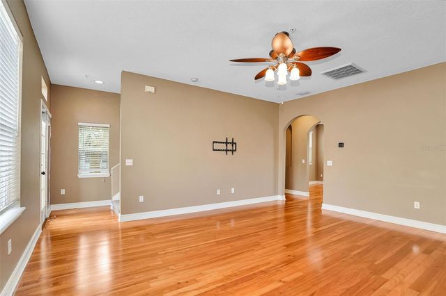 3102 TOSCANA CIRCLE, Tampa, FL 33611