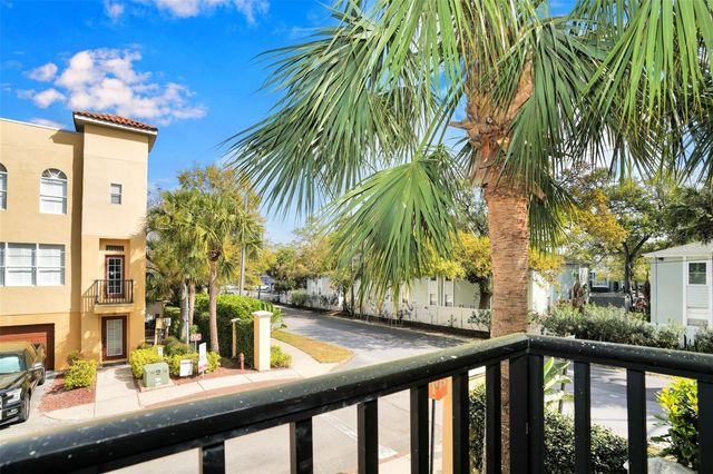 3102 TOSCANA CIRCLE, Tampa, FL 33611