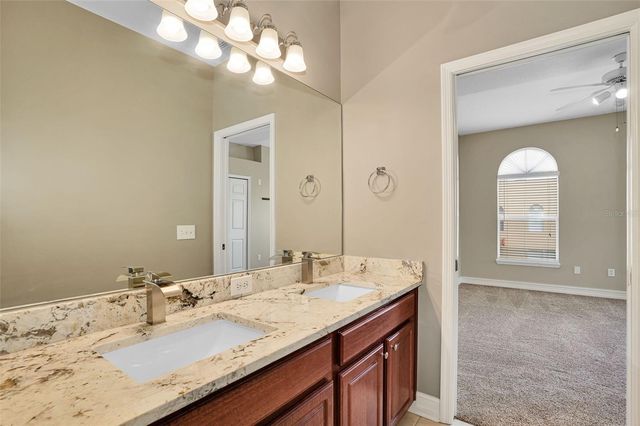 3102 TOSCANA CIRCLE, Tampa, FL 33611