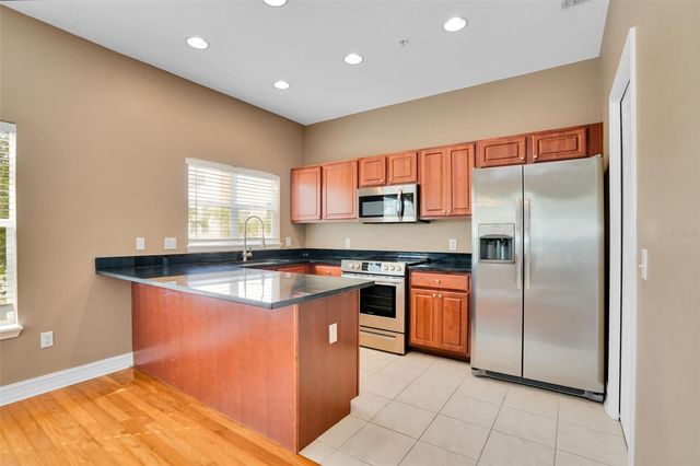 3102 TOSCANA CIRCLE, Tampa, FL 33611