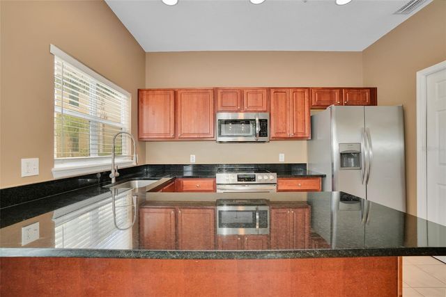 3102 TOSCANA CIRCLE, Tampa, FL 33611