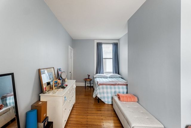 2 Pearl St 7, Boston, MA 02129