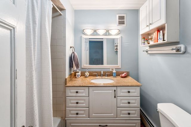 2 Pearl St 7, Boston, MA 02129