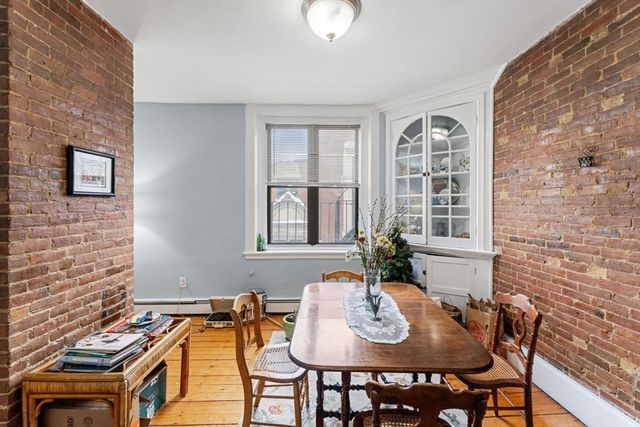 2 Pearl St 7, Boston, MA 02129