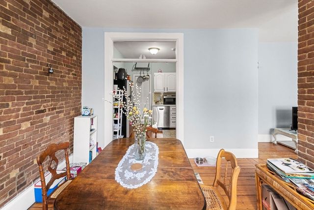 2 Pearl St 7, Boston, MA 02129