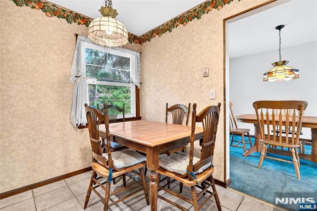10 Hasbrouck Avenue, Emerson, NJ 07630