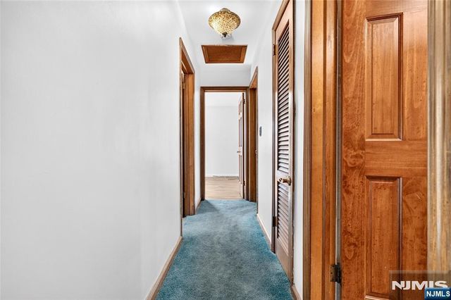 10 Hasbrouck Avenue, Emerson, NJ 07630