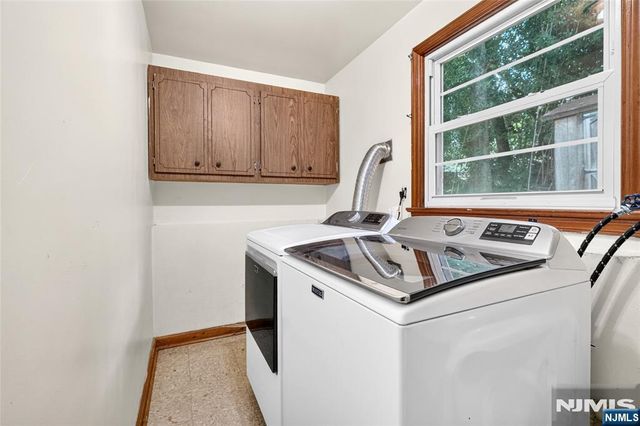 10 Hasbrouck Avenue, Emerson, NJ 07630