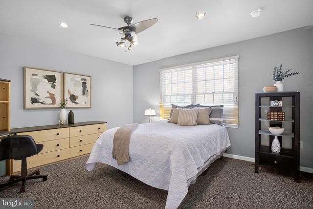 202 OLYMPIC CLUB CT, Blue Bell, PA 19422
