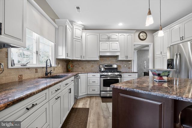 202 OLYMPIC CLUB CT, Blue Bell, PA 19422