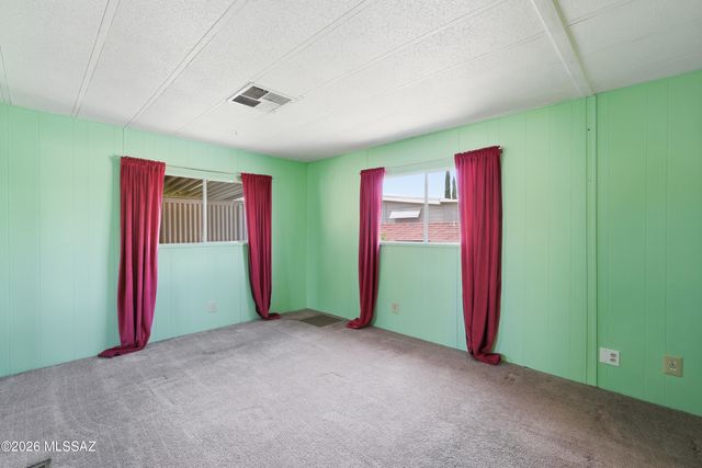 134 W Aliso Drive, Green Valley, AZ 85614