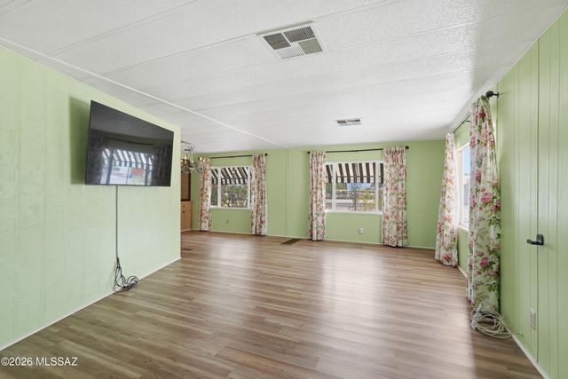 134 W Aliso Drive, Green Valley, AZ 85614