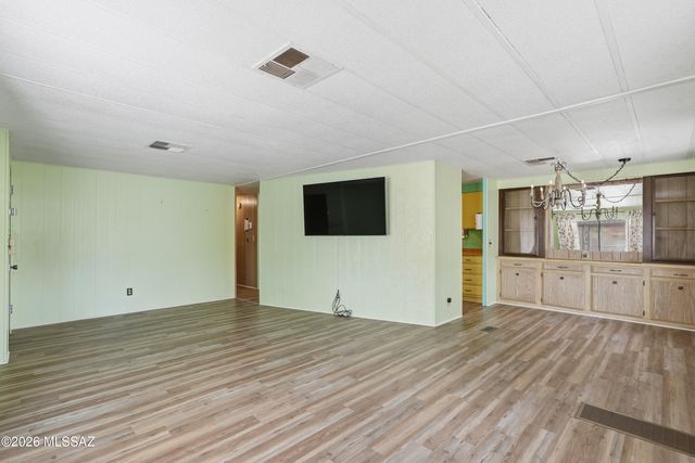 134 W Aliso Drive, Green Valley, AZ 85614