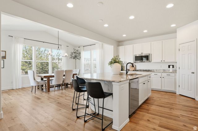 11996 S WINDOW ARCH LN, Herriman, UT 84096