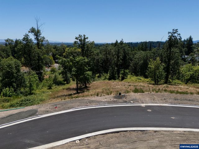 3700 NW Goldfinch Dr, Corvallis, OR 97330