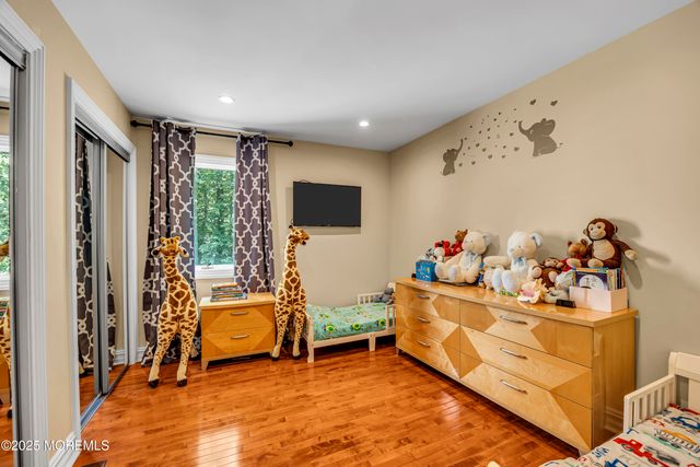 152 Redpine Loop, Old Bridge, NJ 08857