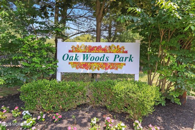 152 Redpine Loop, Old Bridge, NJ 08857