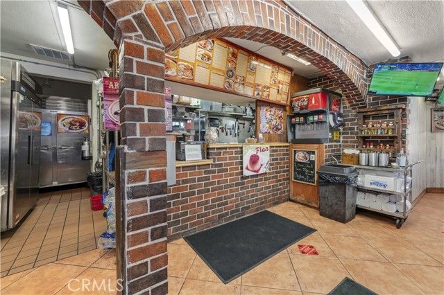 4610 Manhattan Beach Boulevard, Lawndale, CA 90260