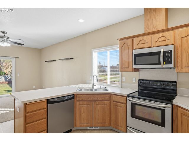 3712 Ne 98TH St, Vancouver, WA 98665