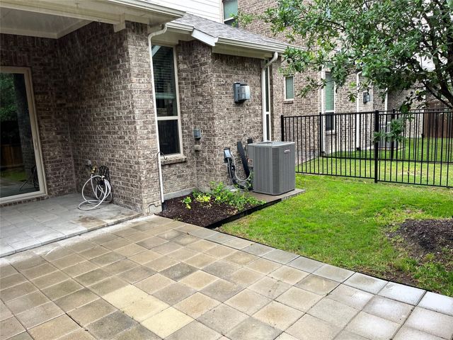 17756 Sage Lane, Dallas, TX 75252