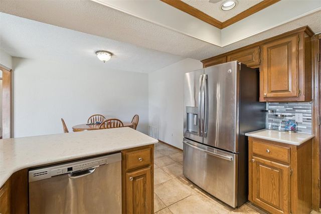 1036 Cedar Hill Place, Midwest City, OK 73110