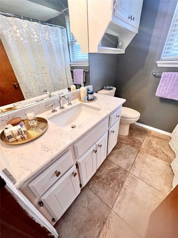 1036 Cedar Hill Place, Midwest City, OK 73110