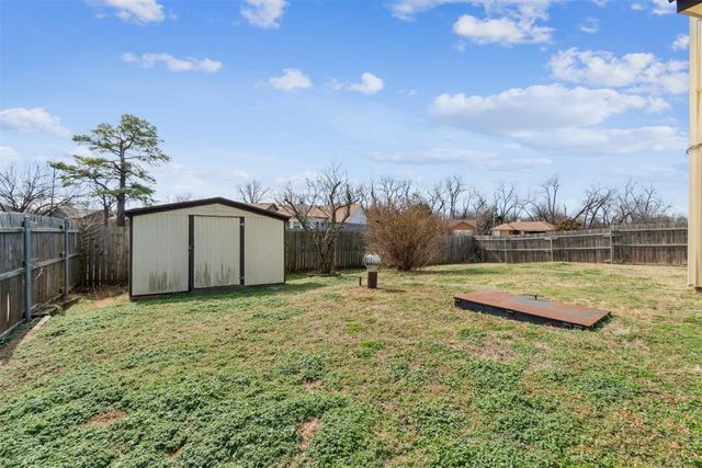1036 Cedar Hill Place, Midwest City, OK 73110