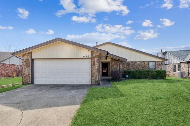 1036 Cedar Hill Place, Midwest City, OK 73110