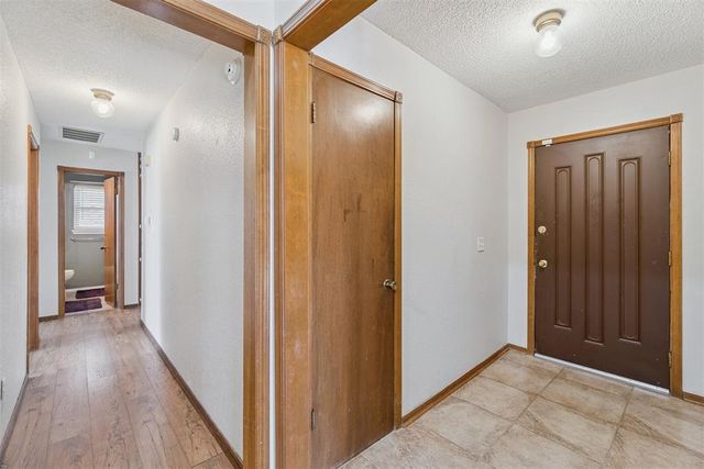 1036 Cedar Hill Place, Midwest City, OK 73110