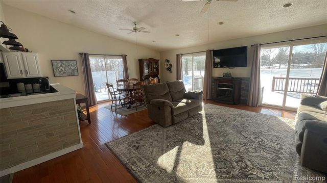 7120 Lapeer Road, Davison, MI 48423