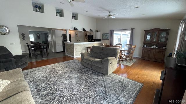 7120 Lapeer Road, Davison, MI 48423