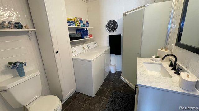 7120 Lapeer Road, Davison, MI 48423