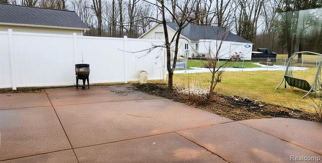 7120 Lapeer Road, Davison, MI 48423